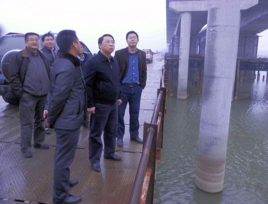 南昌市委常委、副市長劉建洋蒞臨昌南大道東延工程項(xiàng)目現(xiàn)場檢查指導(dǎo)工作