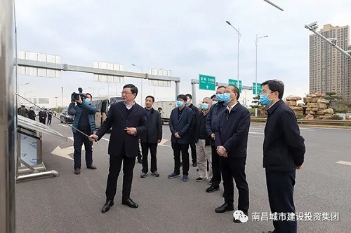 吳曉軍深入昌南大道快速路、洪都大道快速路項(xiàng)目現(xiàn)場(chǎng)調(diào)研指導(dǎo)