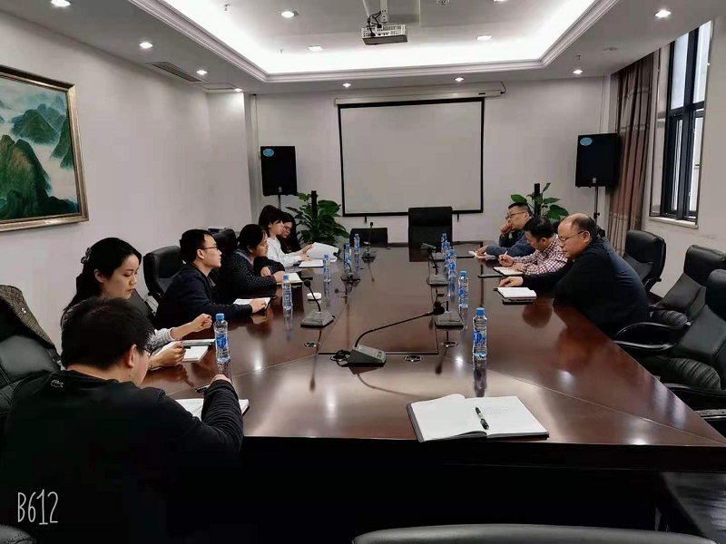 專(zhuān)家指導(dǎo)明方向  咨詢研討助提升——合約部邀請(qǐng)市消防驗(yàn)收專(zhuān)家?guī)鞂?zhuān)家指導(dǎo)房建工程消防檢測(cè)招標(biāo)工作